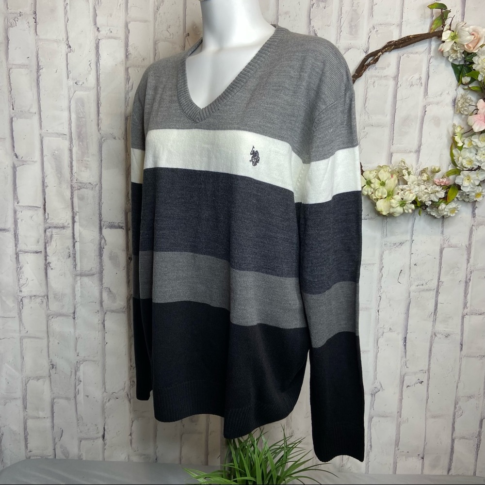 US Polo Association Pullover Sweater V-Neck Black White Striped Long Sleeve L
